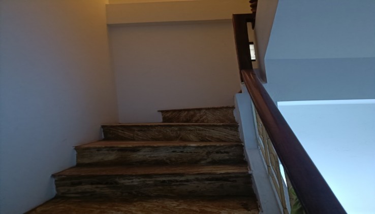 Cho thuê nhà trong ngõ 105 Bạch Mai, Hai Bà Trưng, 40m - 4tầng 6 ngủ - Giá 13 triệu, ở GĐ, KD